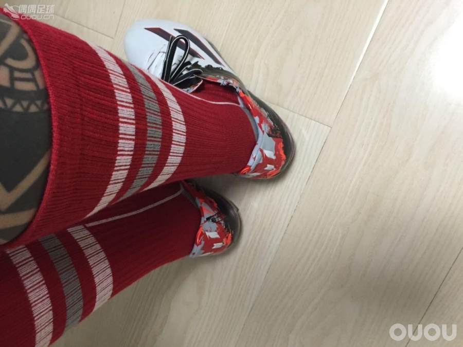 代友发图,梅西涂鸦配色上脚