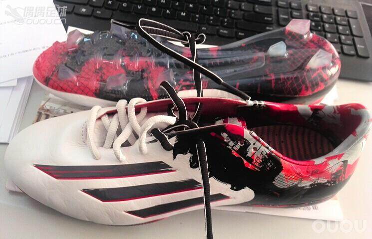 代友发图,梅西涂鸦配色上脚