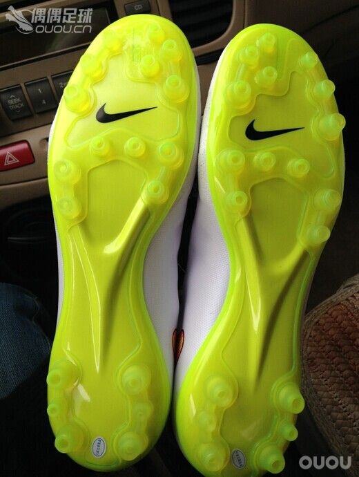 终于等到你~~~~2015第一次开箱作业Mercurial Vapor X AG