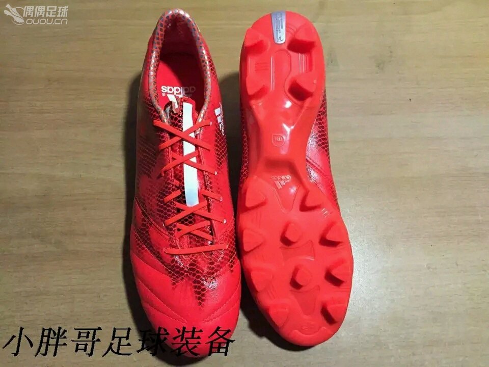 求问这双红龙F505皮版的是正品还是厂货??