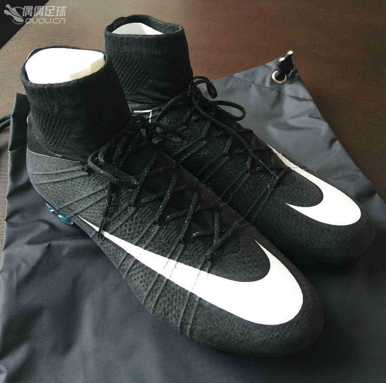 買了雙CR7,覺得不錯。但是真假還是不放心。大家幫我看看吧