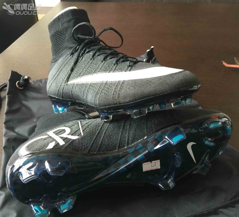 買了雙CR7,覺得不錯。但是真假還是不放心。大家幫我看看吧