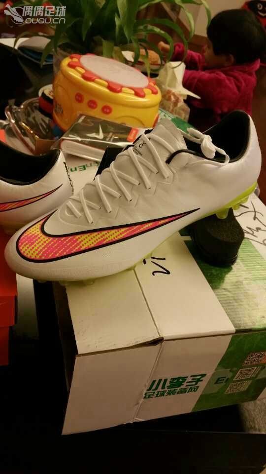 顶级-白色的nike有点漂亮