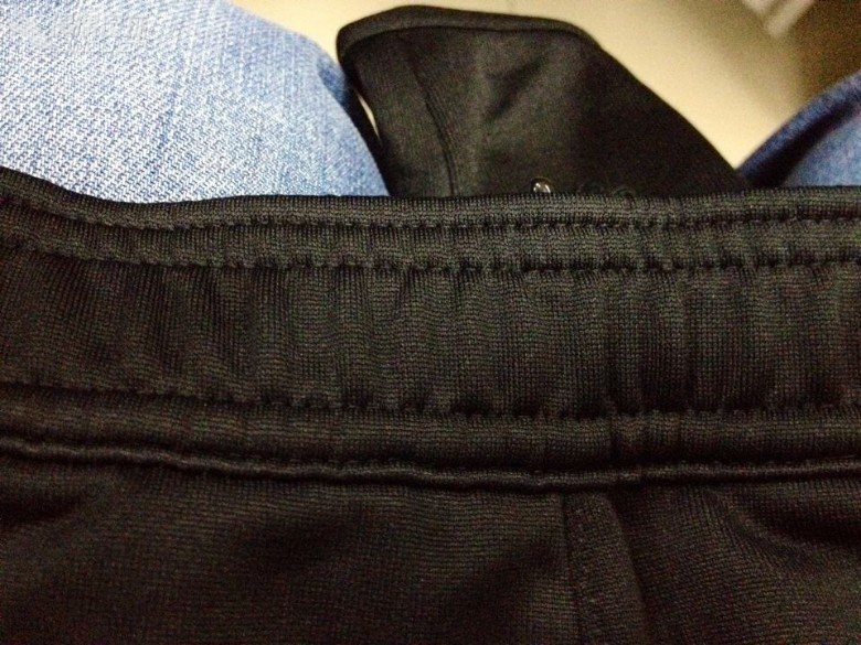 求大神们看看我这条收腿裤正不正,货号G90077