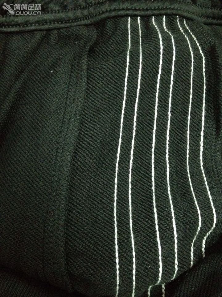 求大神们看看我这条收腿裤正不正,货号G90077