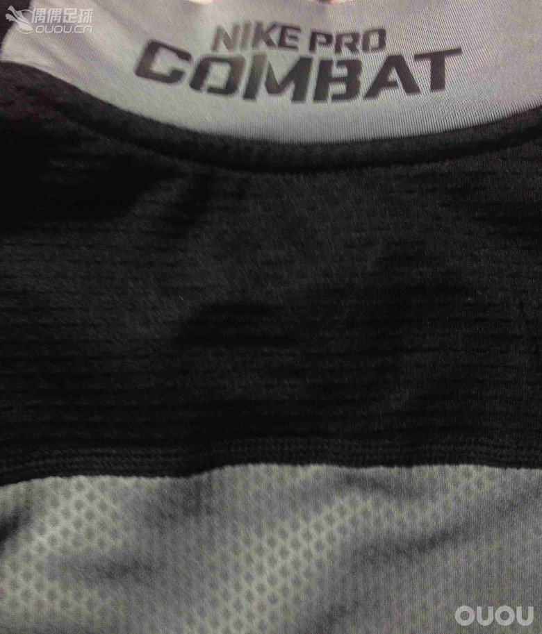Nike Pro Combat Hyperwarm Fitted Mock Neck 2.0