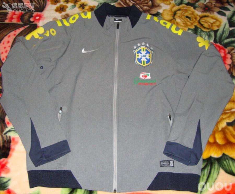 巴西队2014年夹克
