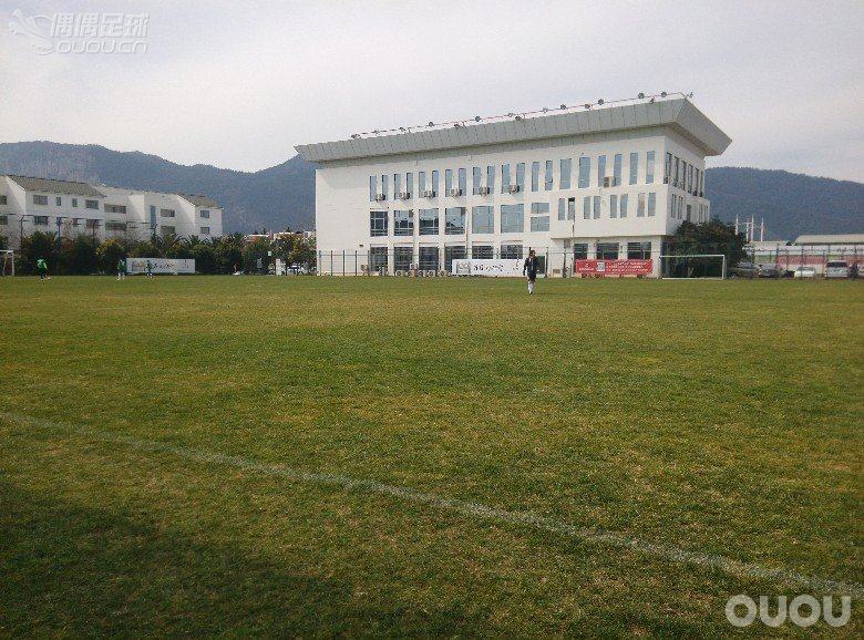 卡卡首秀大联盟穿着卡卡4代 我也来应个景 飘4SG出场