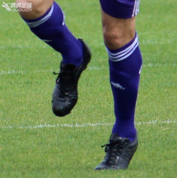 卡卡首秀大联盟穿着卡卡4代 我也来应个景 飘4SG出场