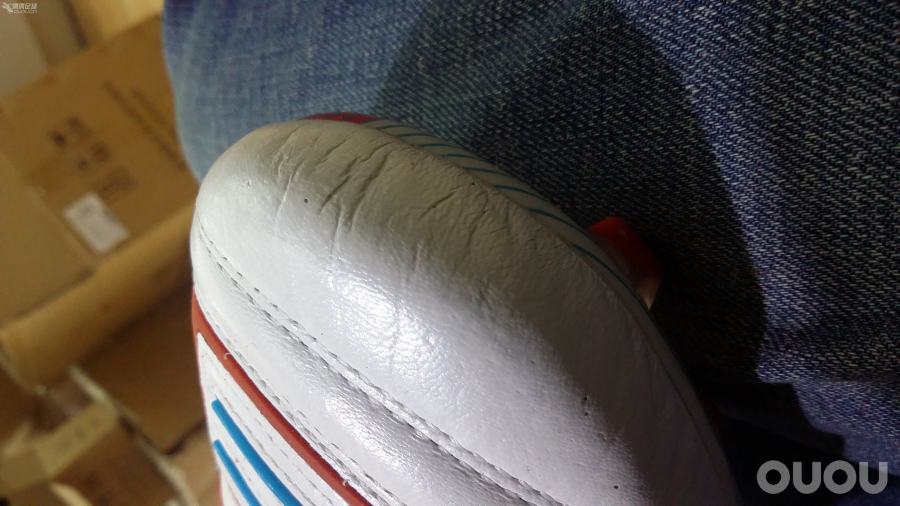 急求懂袋鼠皮的兄弟帮看看,刚收到的鞋子,敢确认收货吗?