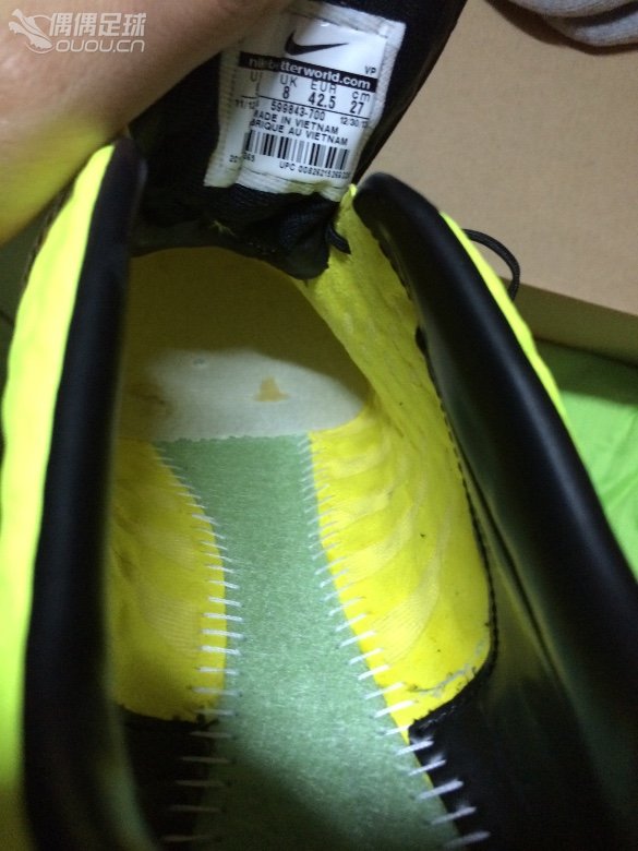 新入手毒蜂,求鉴定真假