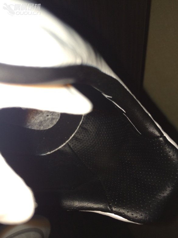 新入手毒蜂,求鉴定真假