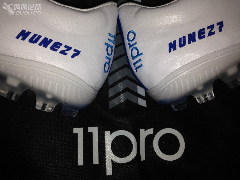 花哨的速度与低调的触感!