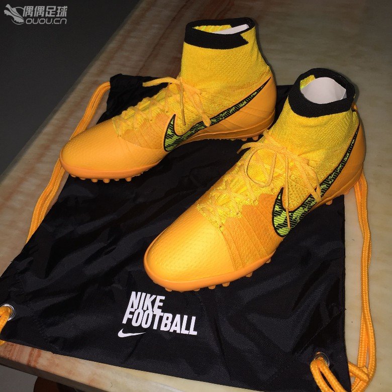 啊哈~~我也晒一晒家里的球鞋~