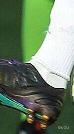 关于剪掉足球袜的问题