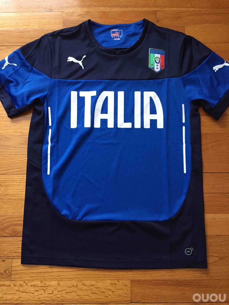 加拿大puma打折店购买意大利训练套装