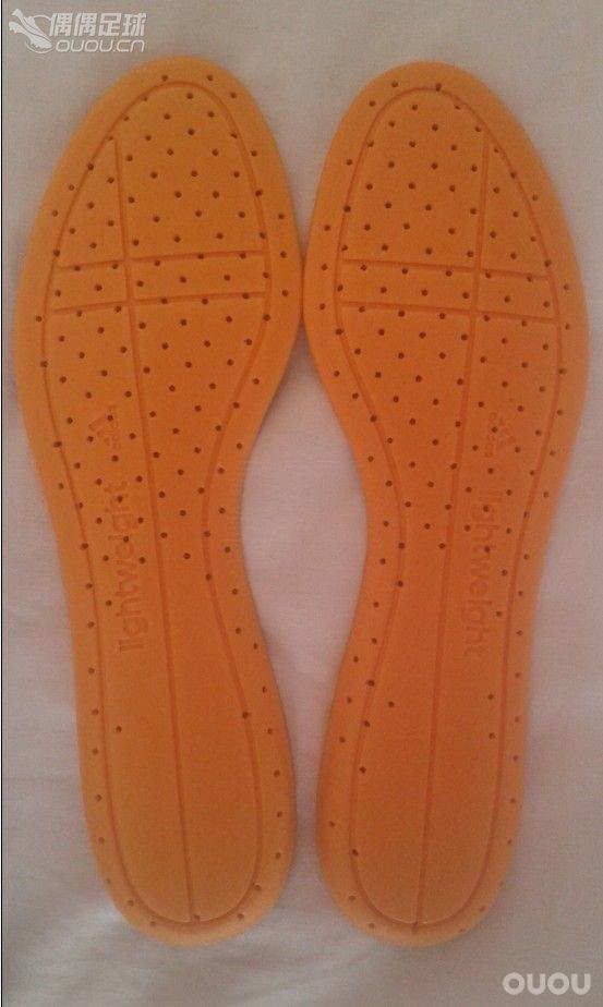 求各位路过的OUOU众神求指教,刚买的ADIDAS messi 梅西顶级F50 FG 足球鞋 M17681