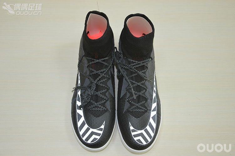 美图欣赏之NIKE MERCURIALX PROXIMO STREET TF
