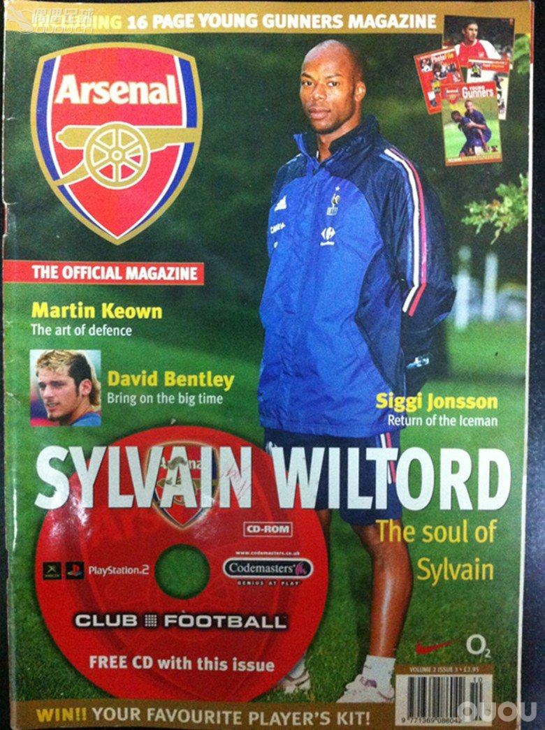 一些英超俱乐部的赛前官方指南和官方杂志