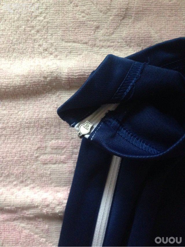 帮忙鉴定一下阿森纳收腿裤