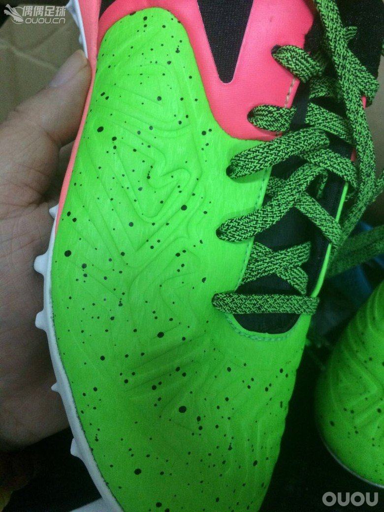 新拿到的阿迪X15TF,这是15.1还15.2呢?