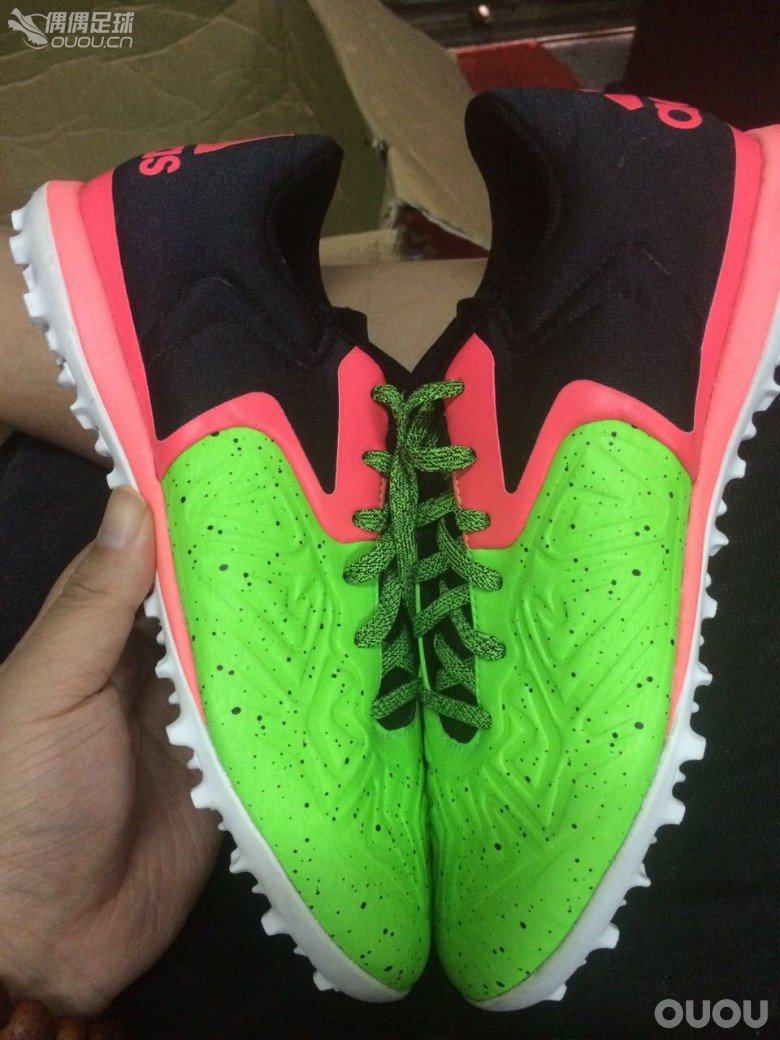 新拿到的阿迪X15TF,这是15.1还15.2呢?