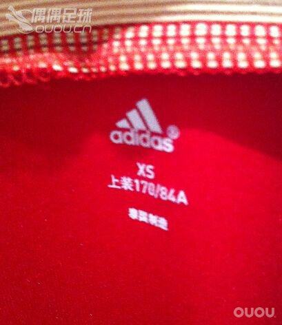 这是不是球员版的球衣呢??