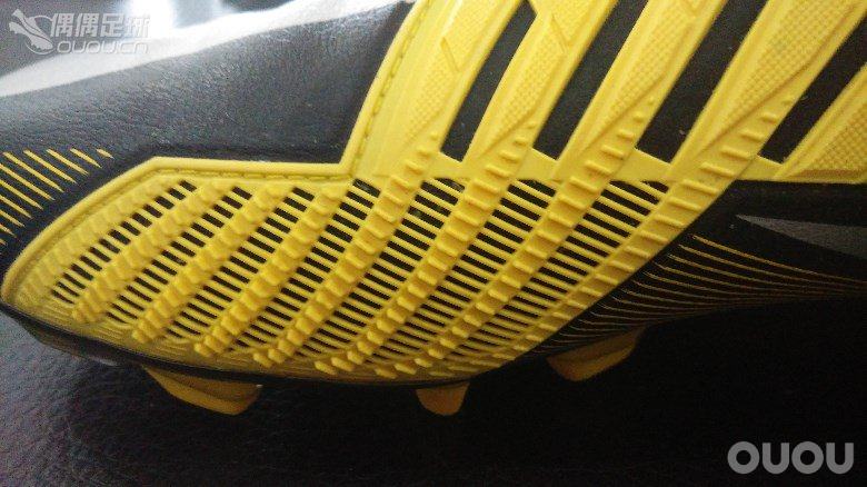 (求鉴定)买一双少一双的货!laser4黄黑和predator11顶欧