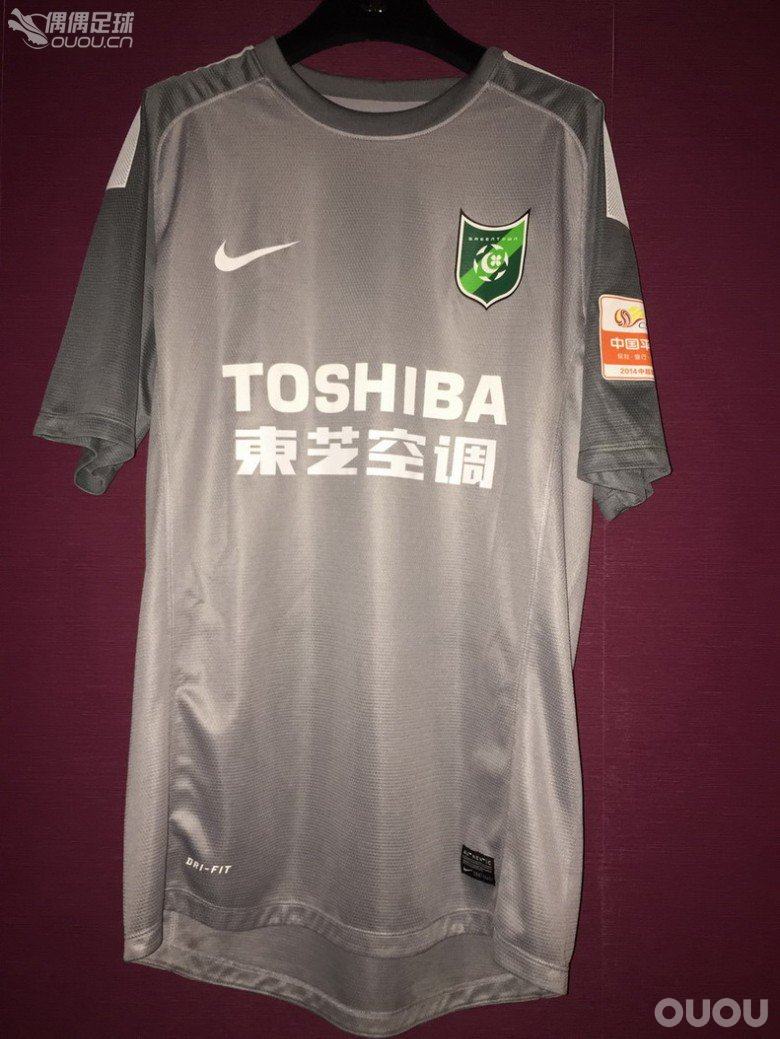 昨天没发完 睡着了今天再发几个更衣室 球员版及其他