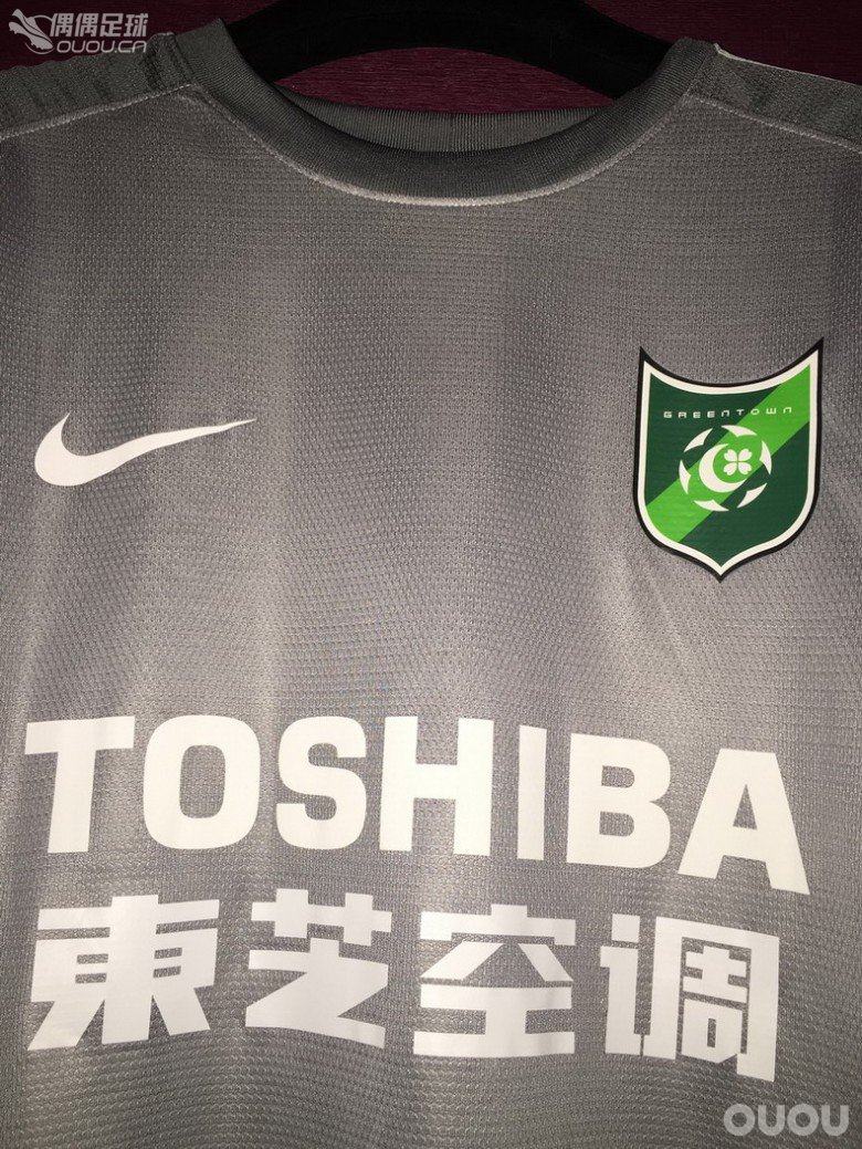 昨天没发完 睡着了今天再发几个更衣室 球员版及其他