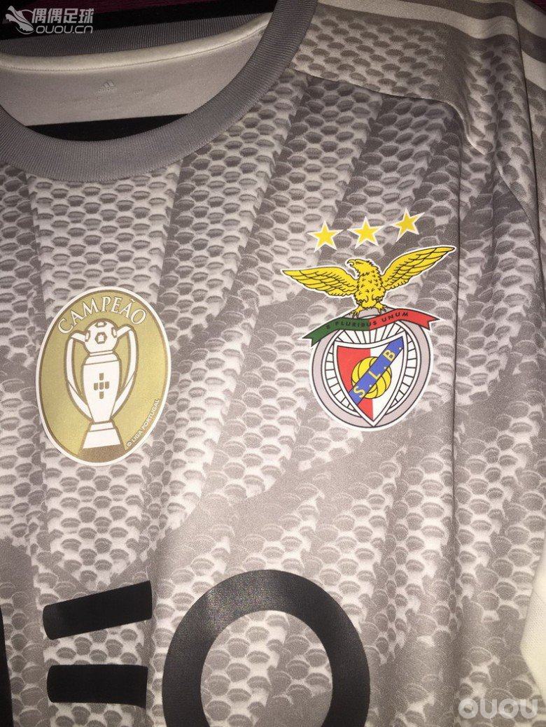 昨天没发完 睡着了今天再发几个更衣室 球员版及其他