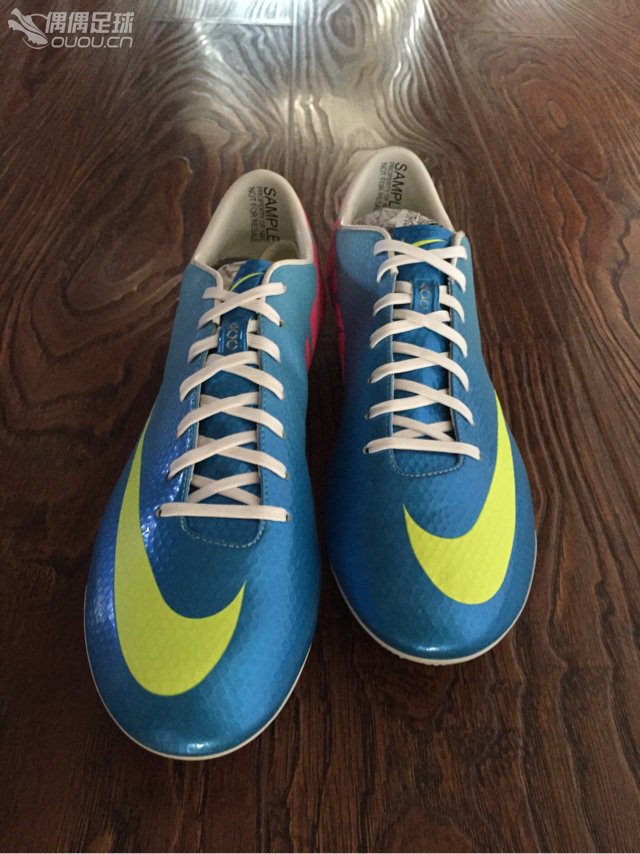 晒美照,字数不够还不能发