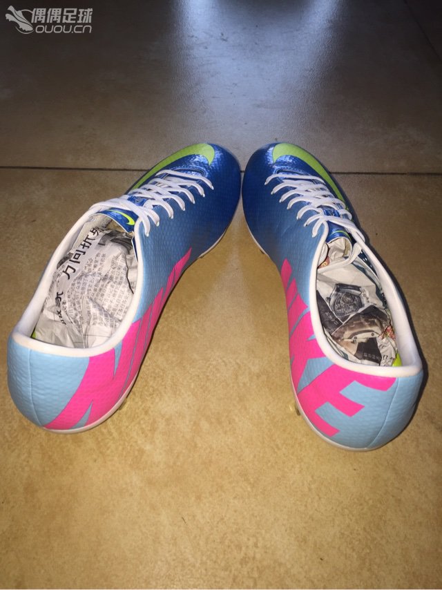 晒美照,字数不够还不能发