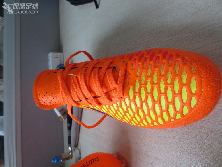 来大神们看看真假,总觉得是假货!