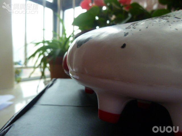 puma evospeed kun fg~~~阿kun限量 附几双主流球鞋鞋钉长度对比