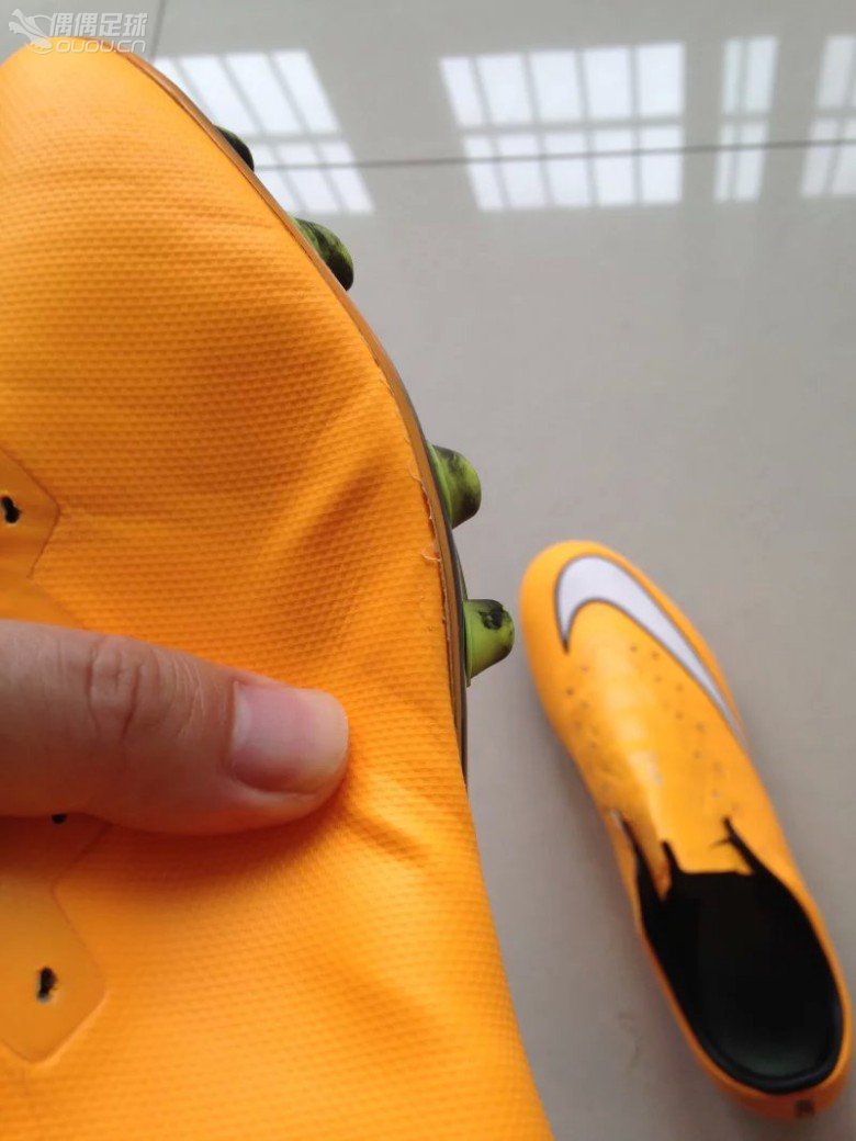 穿过刺客10顶级ag的坛友们,你们的鞋子脚内侧容易开胶不?