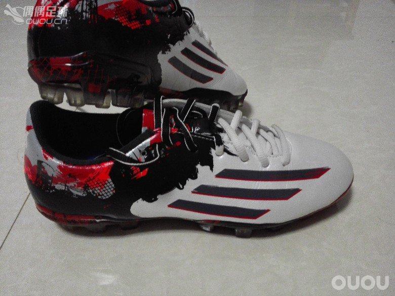 为欧冠14/15赛季的梅西而纪念..