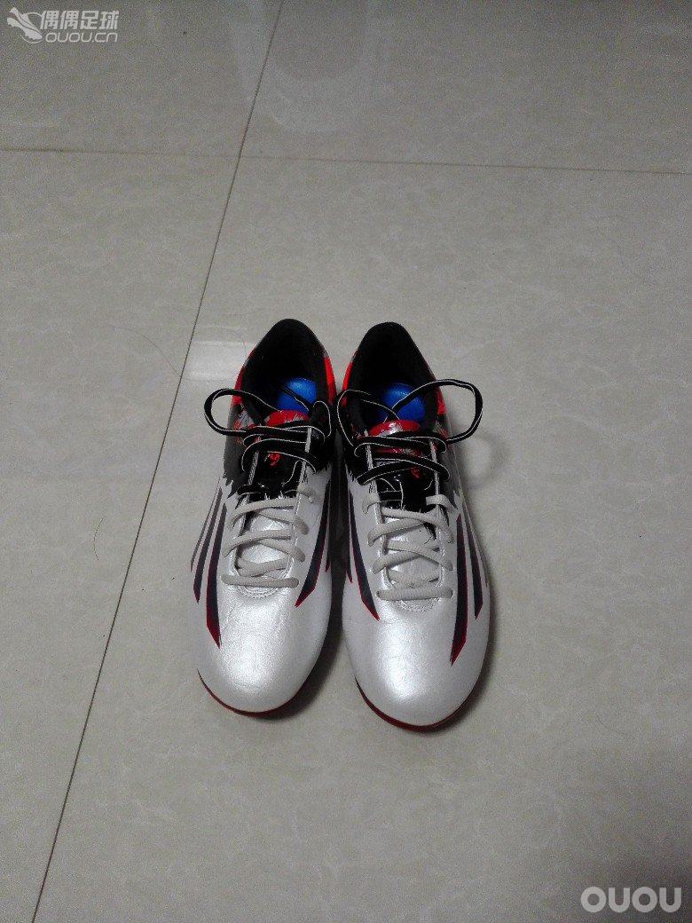 为欧冠14/15赛季的梅西而纪念..