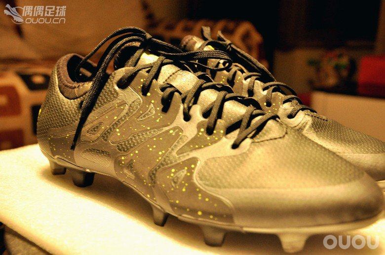 【偶偶第十五次草根接力实战评测】第三棒:颠覆—为新一代球员而生 测阿迪X15.1 FG