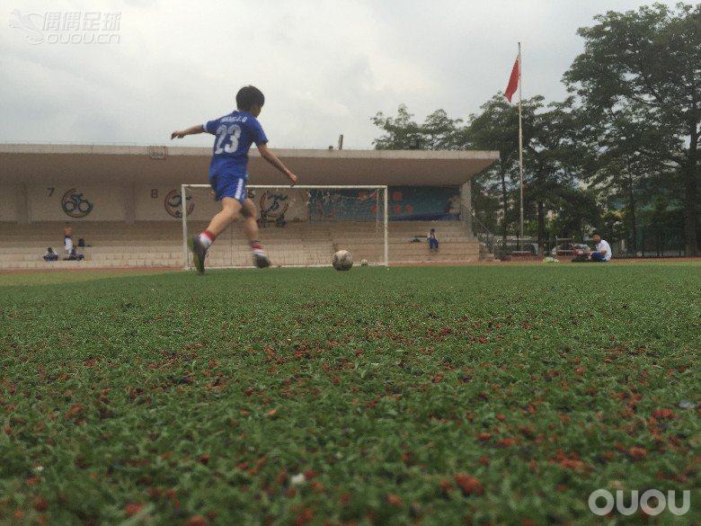 梅西彩虹专属到神秘小黑皮蜕变记