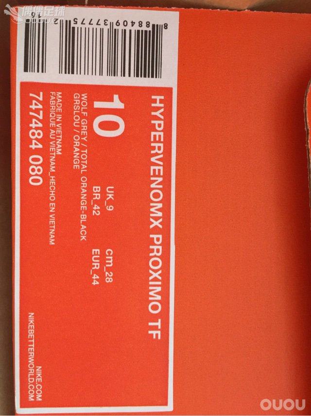 HYPERVENOMX PROXIMO TF开箱一直想入一双超顶tf,之前错过了鬼牌X,偶然发现了它,欧冠决赛夜果断入手。