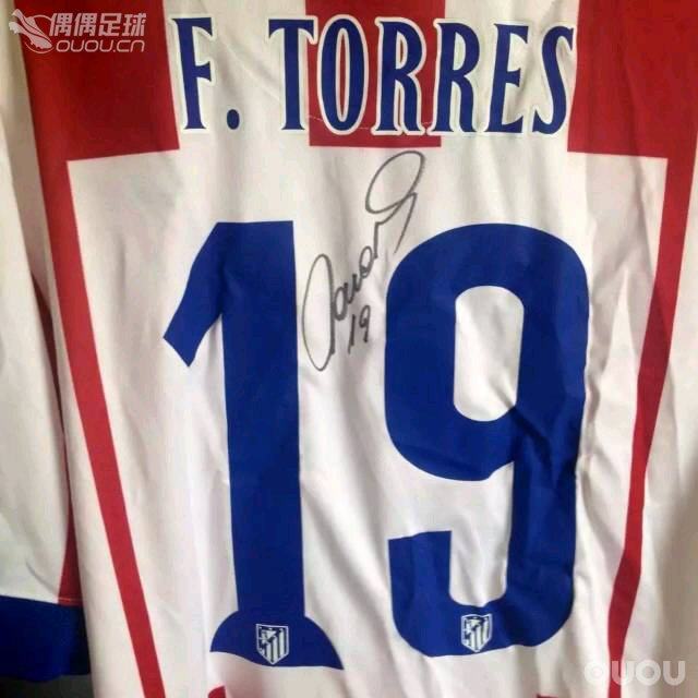 托雷斯马竞19号签名战袍。