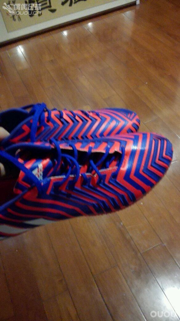 我觉得猎鹰的脚型不适合我们东亚人的脚。