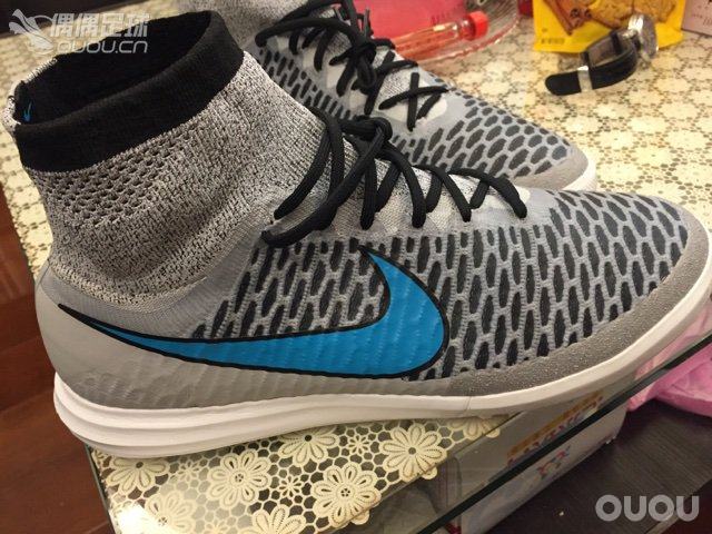 求鉴定是不是正版,MagistaX。