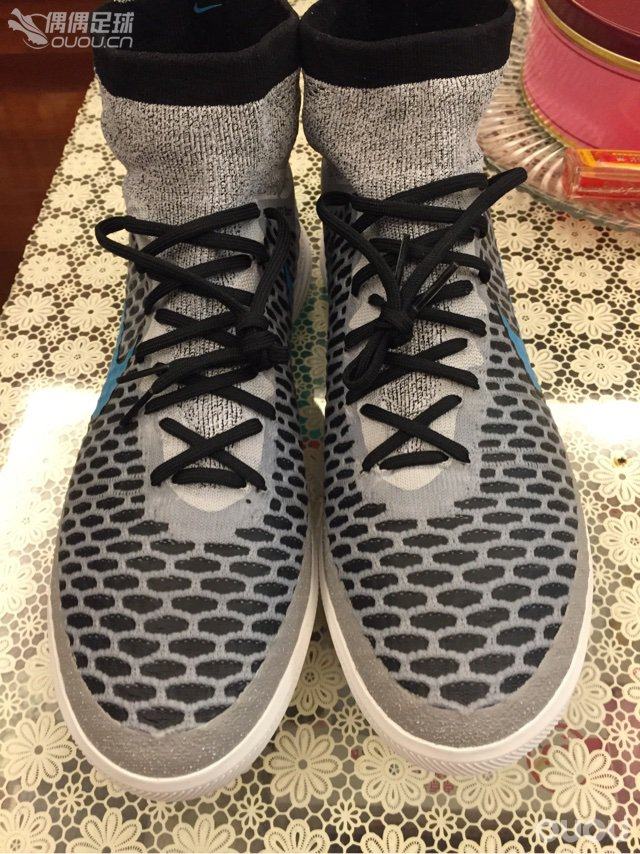 求鉴定是不是正版,MagistaX。