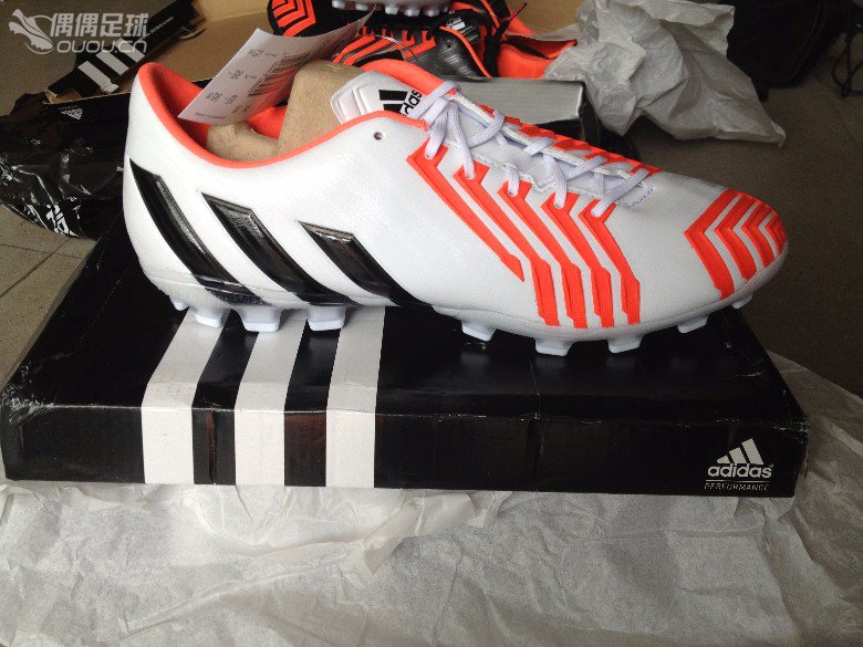 末代猎鹰 Predator Instinct顶级AG 最后配色鸳鸯 黑白红  PDS开箱分享求支持