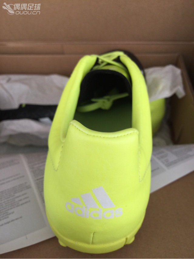 麻烦各位大神帮我看看是正品吗!