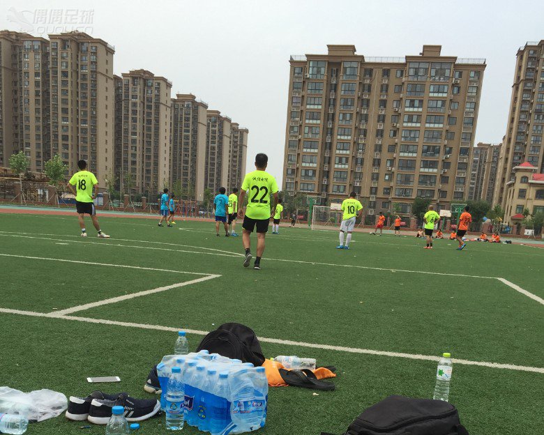 【偶偶第十四次草根接力实战评测】第七棒Nike鬼牌X Proximo TF 低调的小场好选择