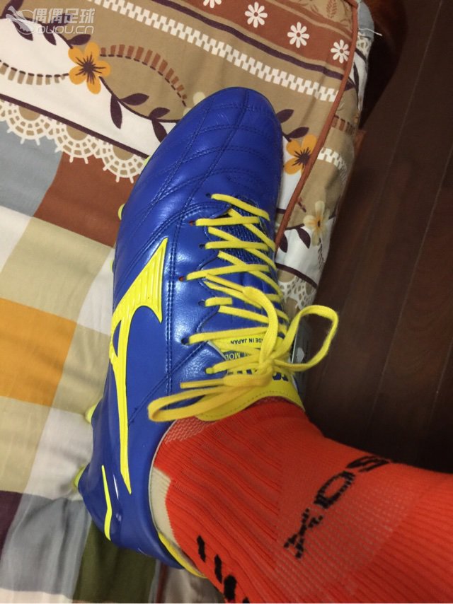 日产one,蓝黄配色,这样穿上去看起来算合适吗?