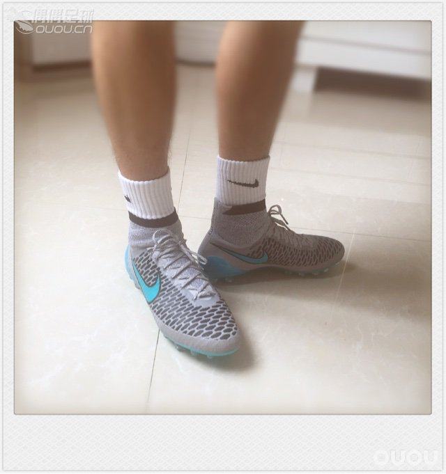 刚入手不久 下地一场 还没习惯她的包裹性 不过确实很喜欢 期待下面的表现。。。